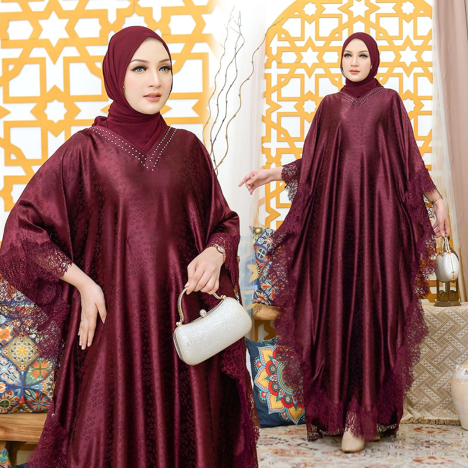 Wulan Kaftan warna Maroon
